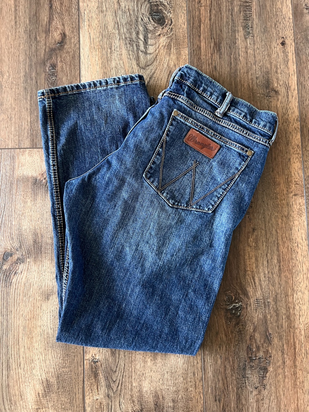 Wrangler Men’s Retro Slim Straight Jeans Denim Western Cowboy Blue Size 38X32